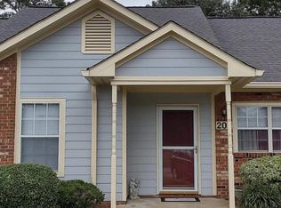 202 Old Spring Hill Ln, Fuquay Varina, NC 27526