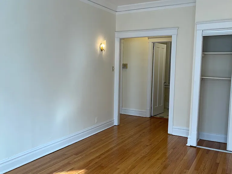 6970-1B N Sheridan Rd #6970-1B — Photo 3