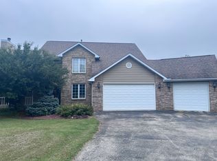 12376 Dunham Dr, Machesney Park, IL 61073