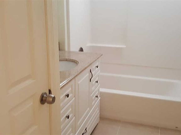 5th image of 10570 Palm Desert Dr