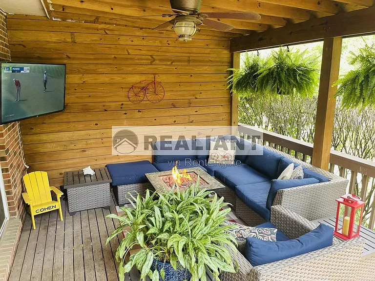1778 Promontory Dr — Photo 3