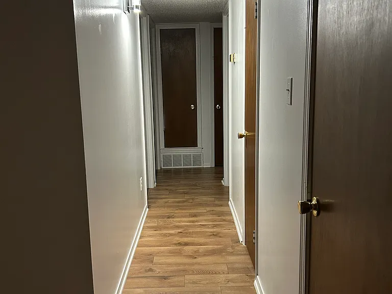 2328 Eveningview Dr — Photo 13