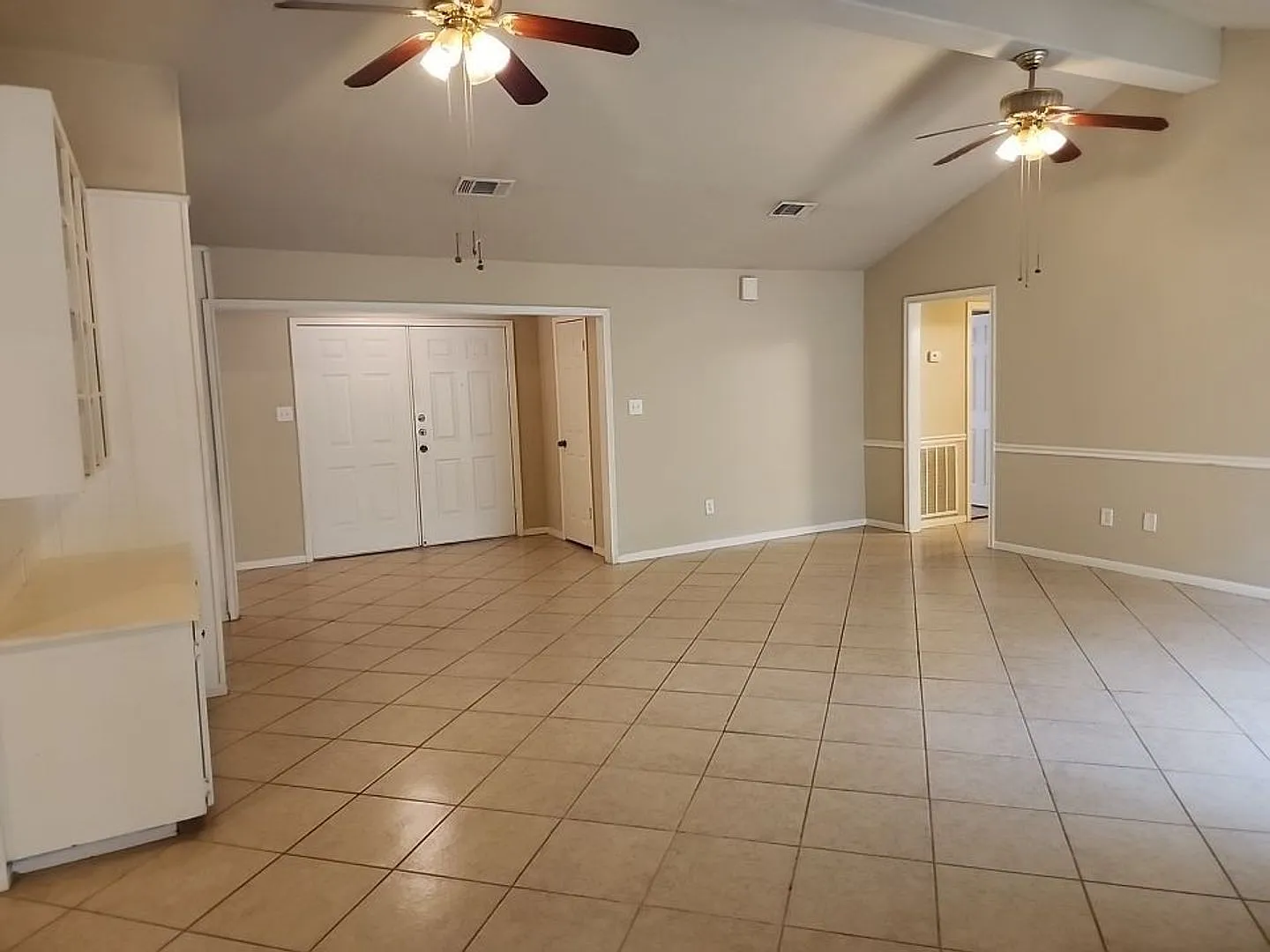 22714 Bayou Elm Dr **Ask About Our No Security Deposit Option — Photo 4