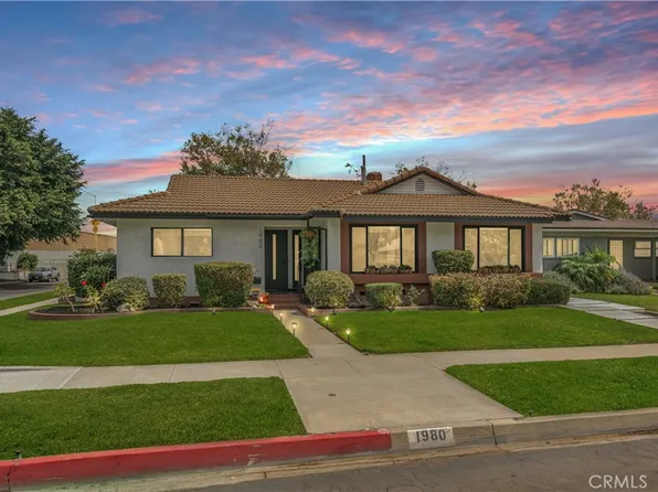 1980 Vuelta Grande Ave, Long Beach, CA 90815