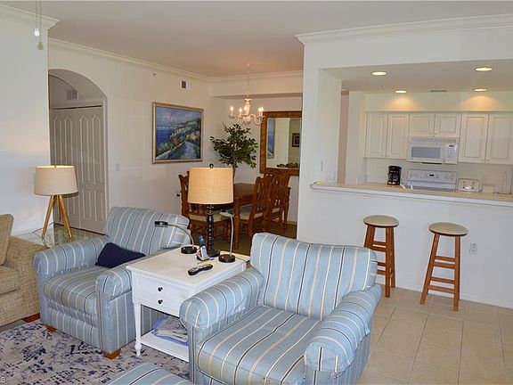 5th image of 10390 Washingtonia Palm Way APT 4437