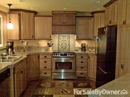 Custom Kitchen : This kitchen is a dream. Artisan inspired with Kitchen Aid appl.