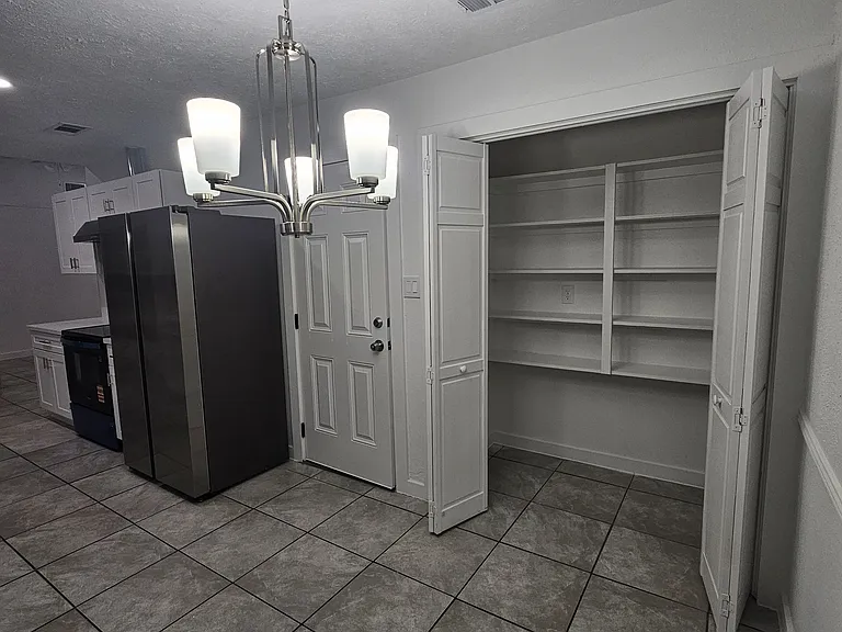 11518 Larkdale Dr — Photo 7