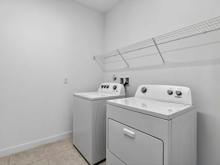 8792 Antarus Dr — Photo 38