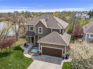 18505 W 165th St, Olathe, KS 66062