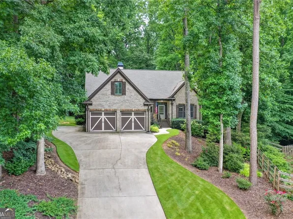 304 Crown Ct, Canton, GA 30115