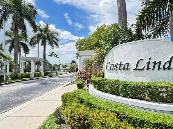 5470 NW 107th Ave APT 801, Doral, FL 33178