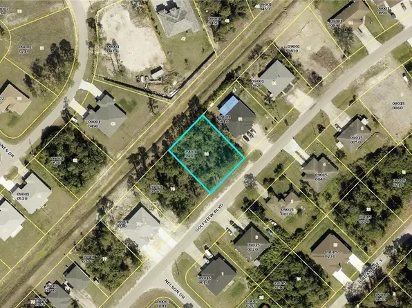 4818/4820 Golfview Blvd, Lehigh Acres, FL 33973