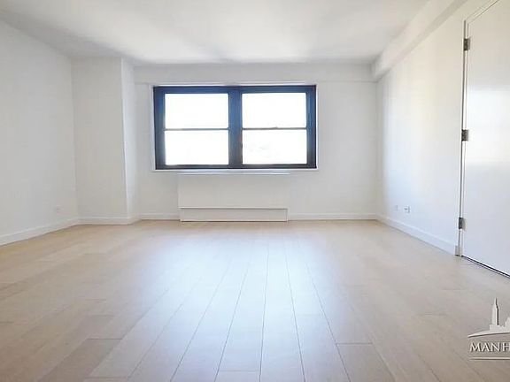 5th image of 222 E 39th St APT 21C