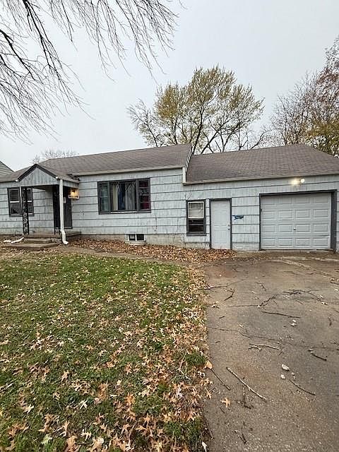 1st image of 7834 Donnelly St