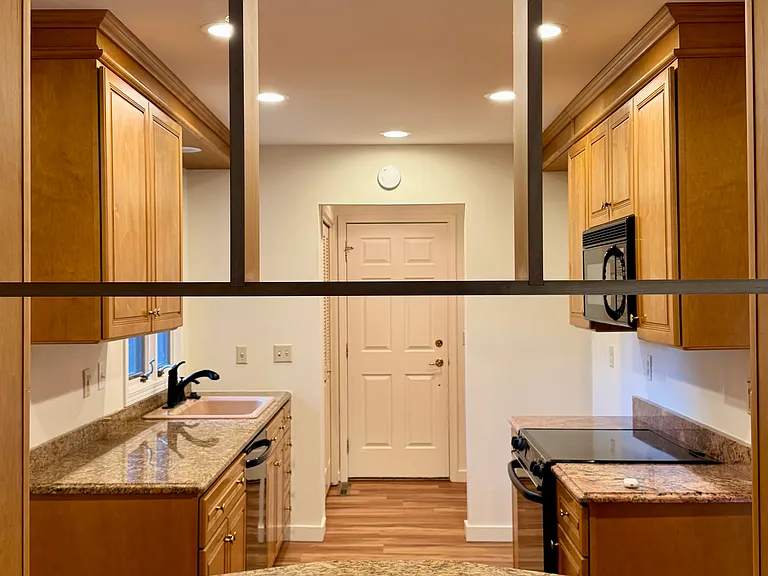 1008 Poly Dr #B1 — Photo 14
