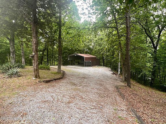 5th image of 769 Ambassador Shores Dr