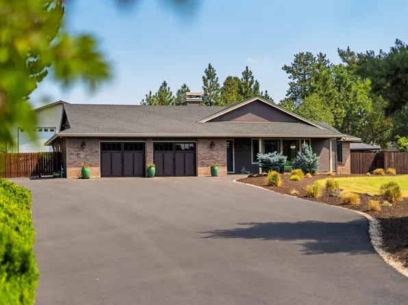 61060 Sky Harbor Dr, Bend, OR 97702