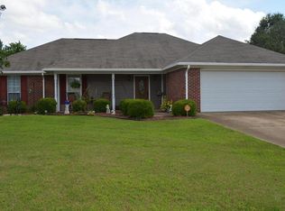 2607 Mahogany Dr, Tupelo, MS 38801
