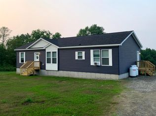 332 Whittier Rd, Farmington, ME 04938