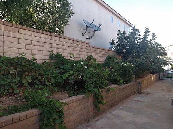 3rd image of 28927 Old Adobe Ln