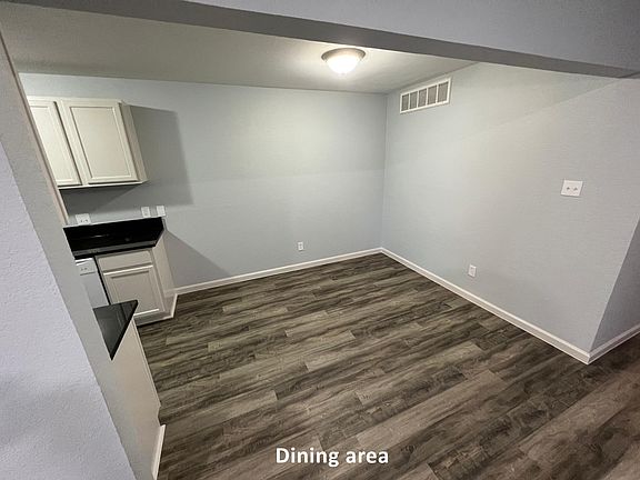 4th image of 3740 Hulen Park Cir