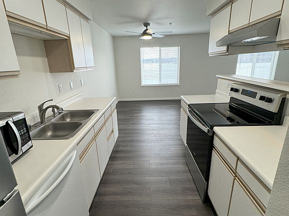4th image of 2255 Highview Ln W APT D102