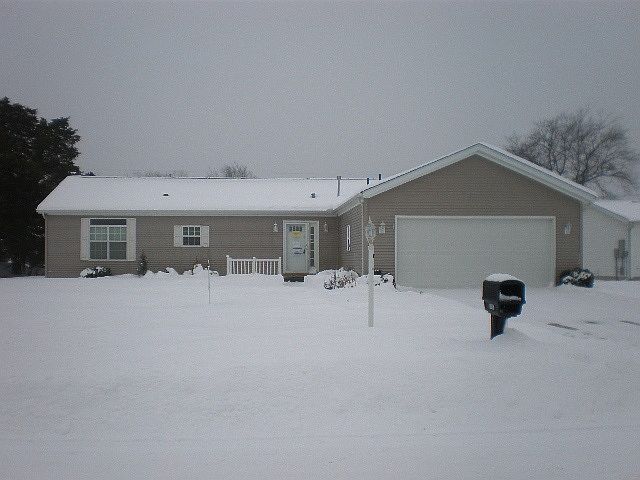 1st image of 53112 Crystal Pond Dr