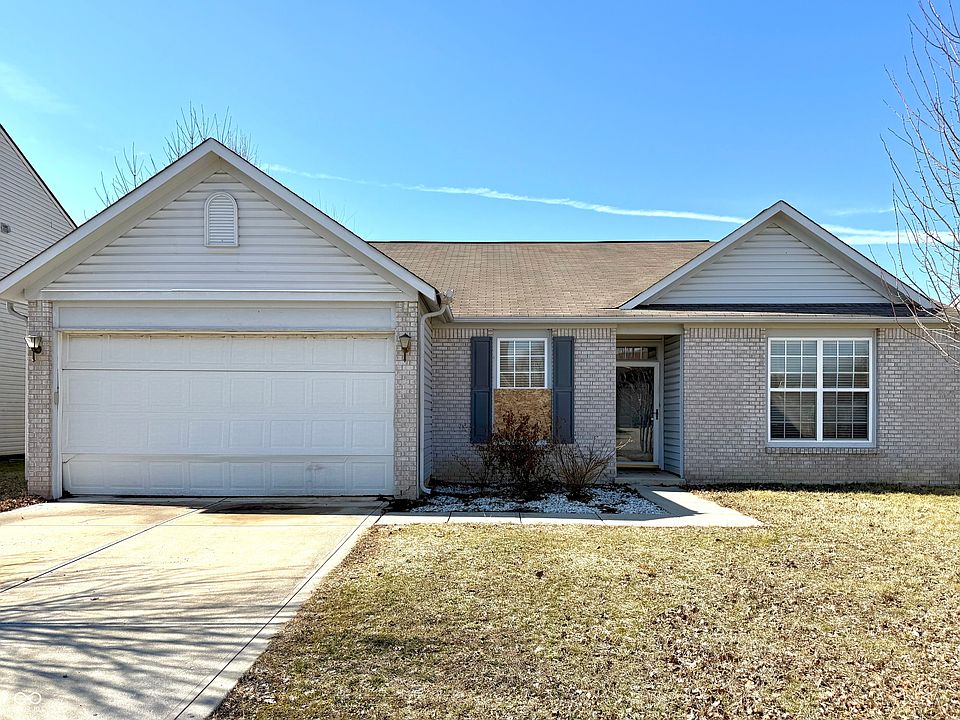1st image of 2748 Rothe Ln
