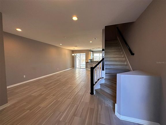 3rd image of 29850 SOUTHWELL LANE