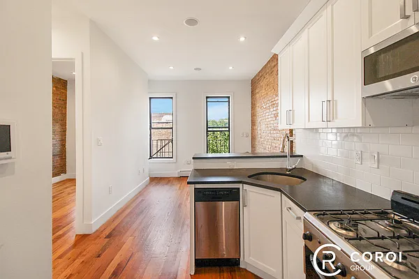 Rented by Coroi Corp | media 4