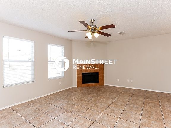 3rd image of 3011 Clemente Dr