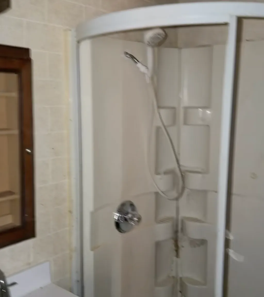 3 bed, 2069 sqft, $950 — Photo 4