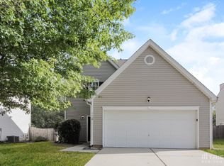 1110 Delander Ln, Charlotte, NC 28214