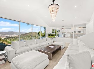 7377 Pyramid Pl, Los Angeles, CA 90046 | MLS #26639735 | Zillow