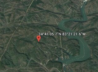 18 Yonah Lake Rd, Toccoa, GA 30577