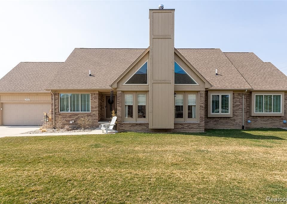 1st image of 14963 Stoney Brook Dr W