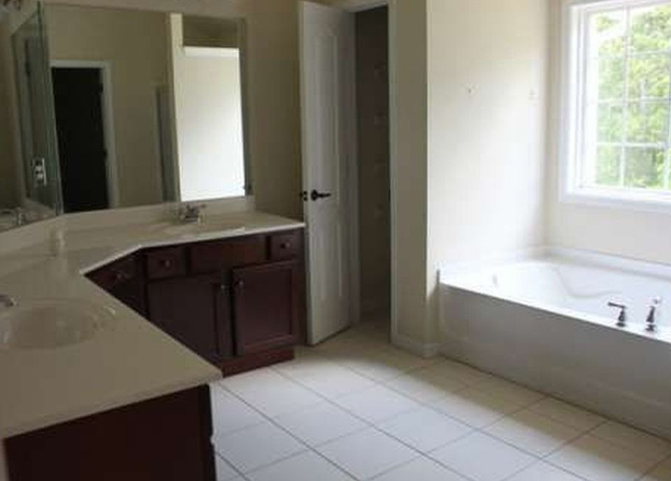 3470 Hamlin Sq SW, Atlanta, GA 30331 Zillow