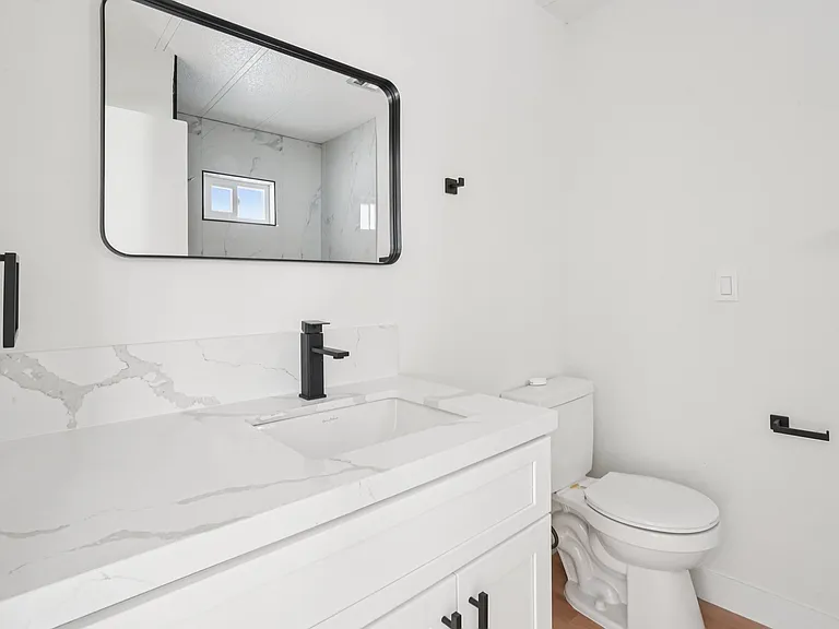 33423 Barcelona Dr — Photo 17