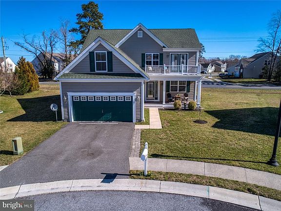 2nd image of 316 Amberly Ct