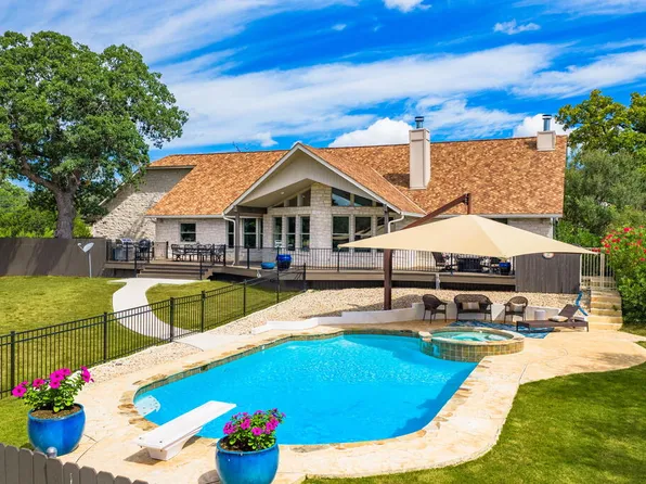 122 Oak Hampton Trl, Ingram, TX 78025