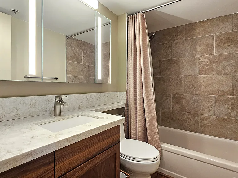2101 Nuuanu Ave #I1204 — Photo 19