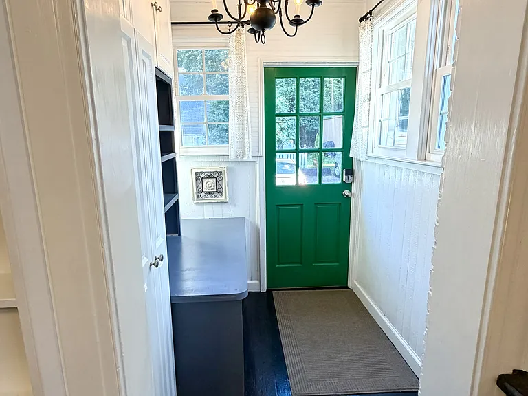 1813 Rolling Rd — Photo 13