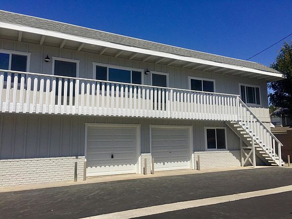 Front View of 4- Plex Apt Building