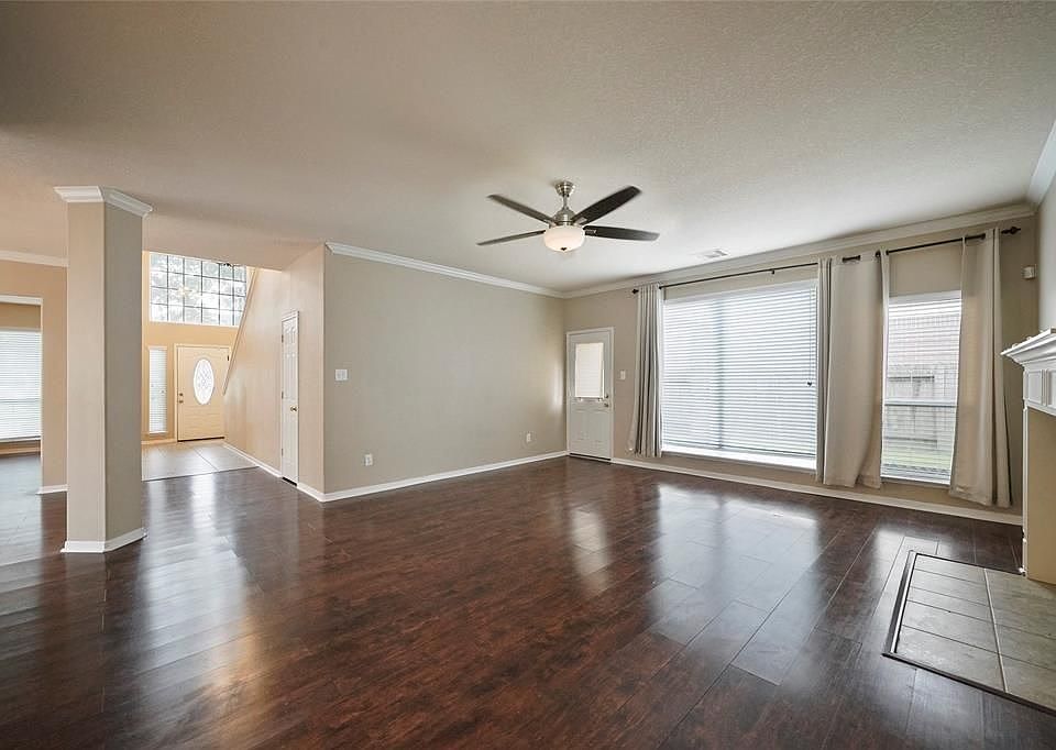 14319 Pipers Gap Ct, Houston, TX 77090 Zillow
