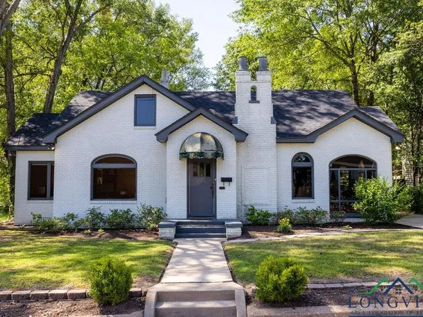 212 E College St, Longview, TX 75601