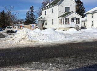 111 N C St, Cheboygan, MI 49721