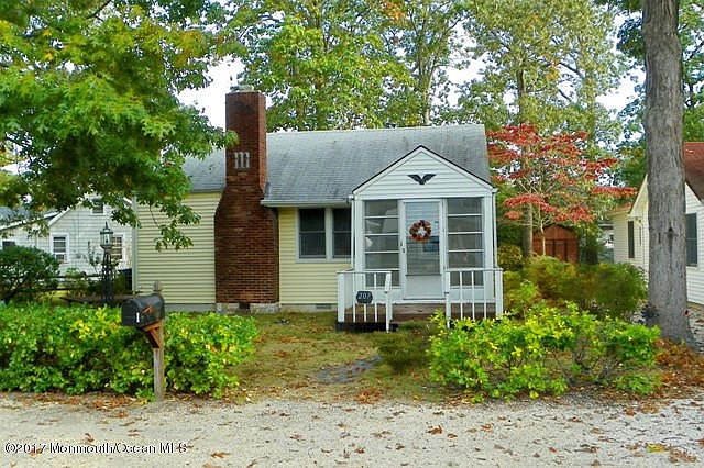 1st image of 207 Swan Blvd