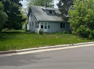215 N West Ave, Dresser, WI 54009
