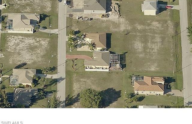 1st image of 3824 SW 16th Pl #3826