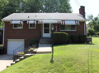 124 Warren Dr, New Kensington, PA